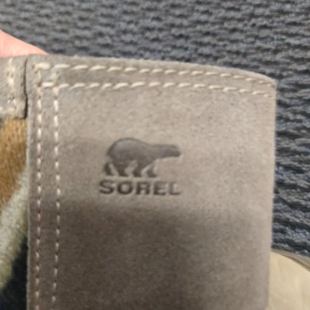 Sorel Slim Shortie Boots Women 8 Tobacco Brown Indian Blanket Waterproof Suede